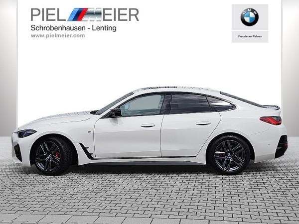 BMW M440i