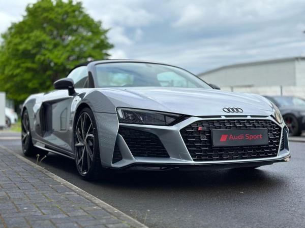 Audi R8