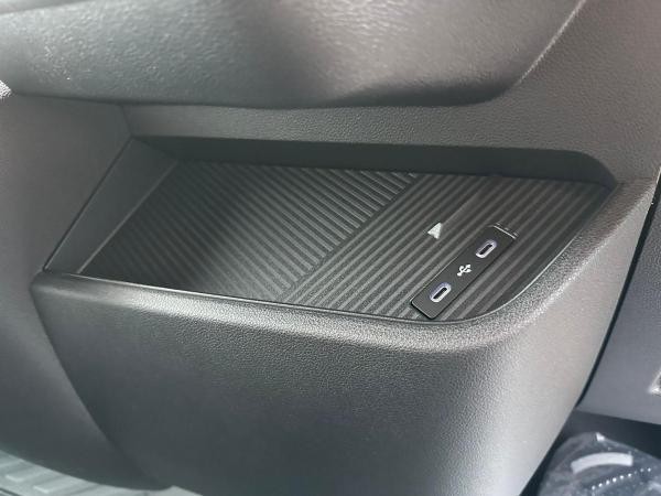 Nissan Interstar